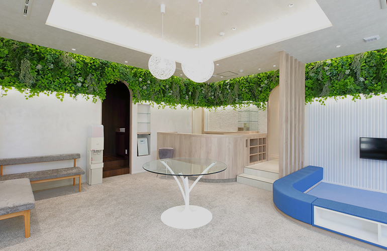 美しい歯並びで、地域の皆様の健康と笑顔を支える小田原駅前矯正歯科